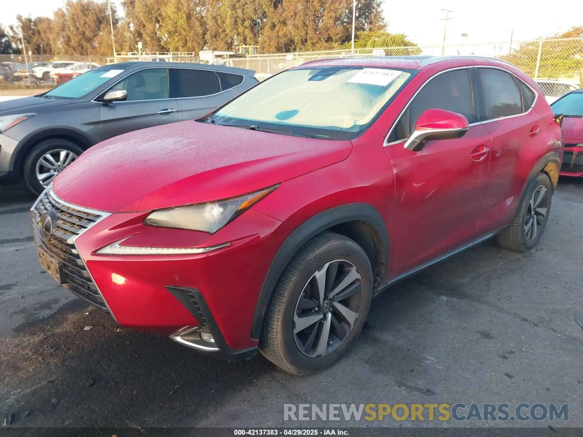 2 fotografías del automóvil dañado JTJGARBZXM5027773 LEXUS NX 300 2021