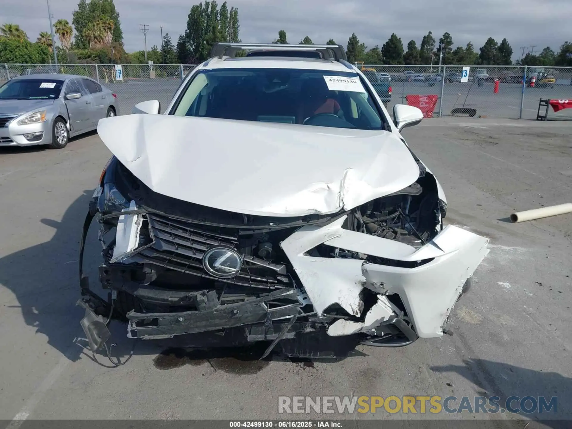 6 fotografías del automóvil dañado JTJGARBZXM5032858 LEXUS NX 300 2021