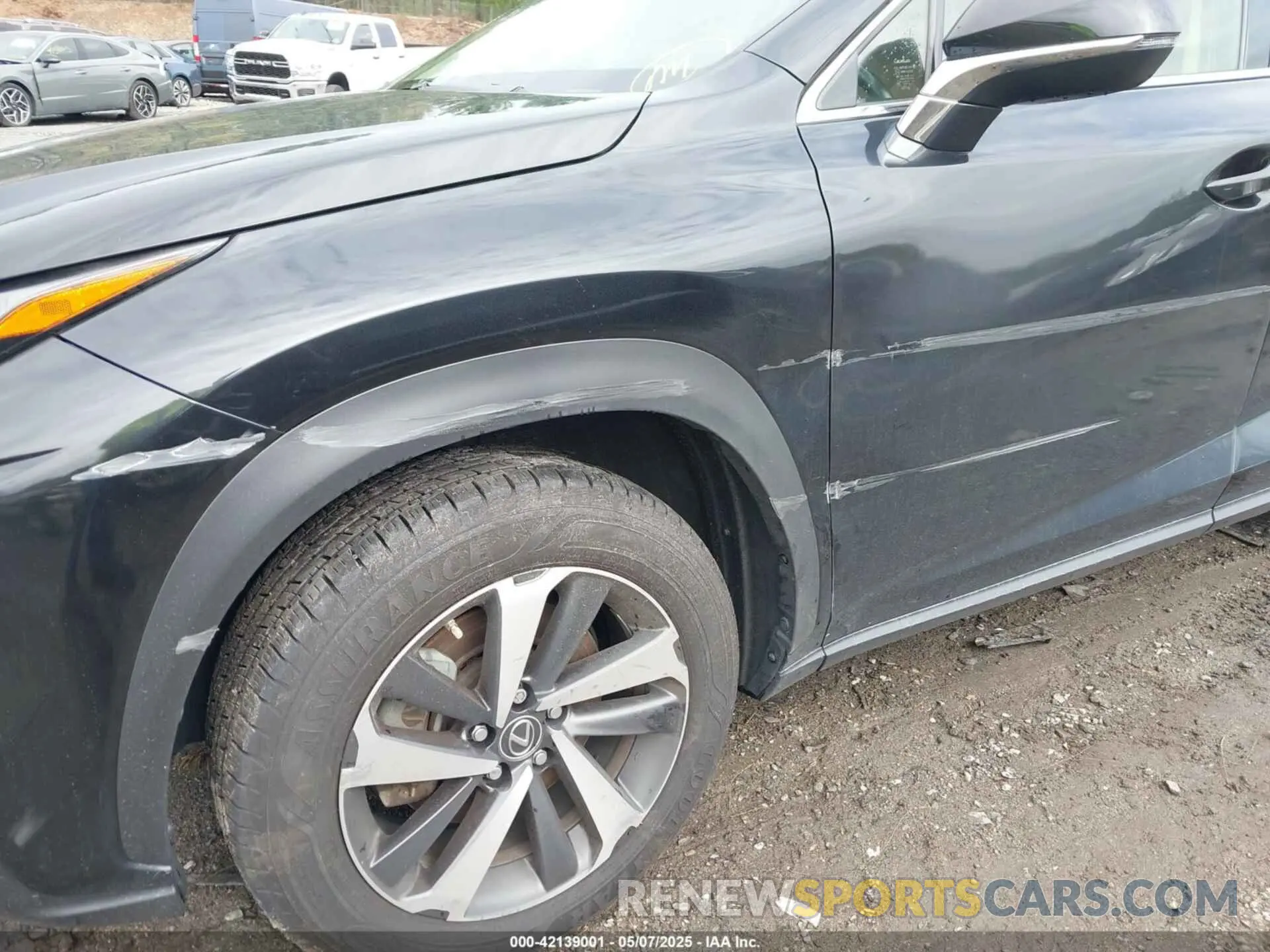 17 fotografías del automóvil dañado JTJGARDZ3M2249764 LEXUS NX 300 2021