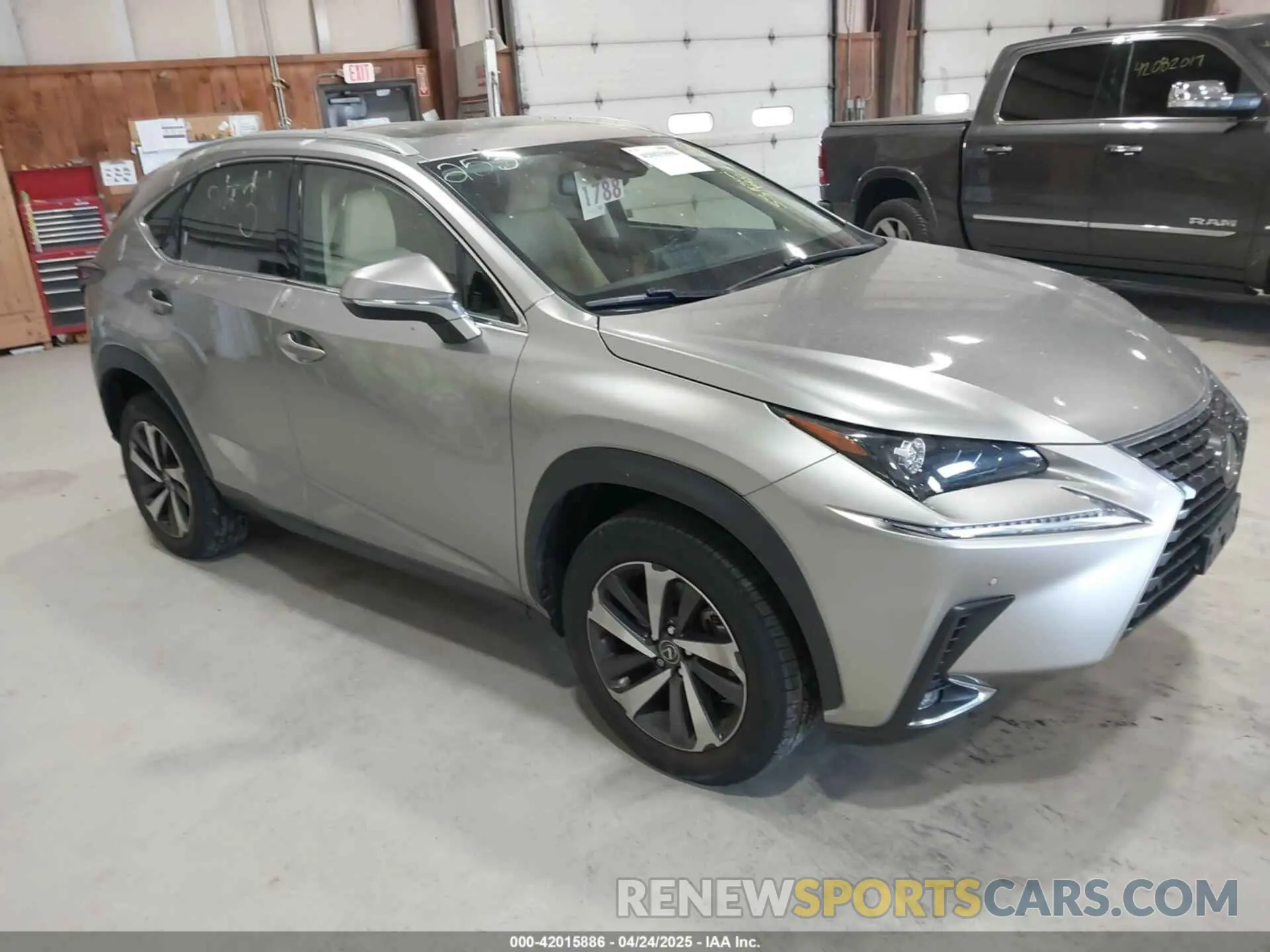 1 fotografías del automóvil dañado JTJGARDZ6M2256045 LEXUS NX 300 2021