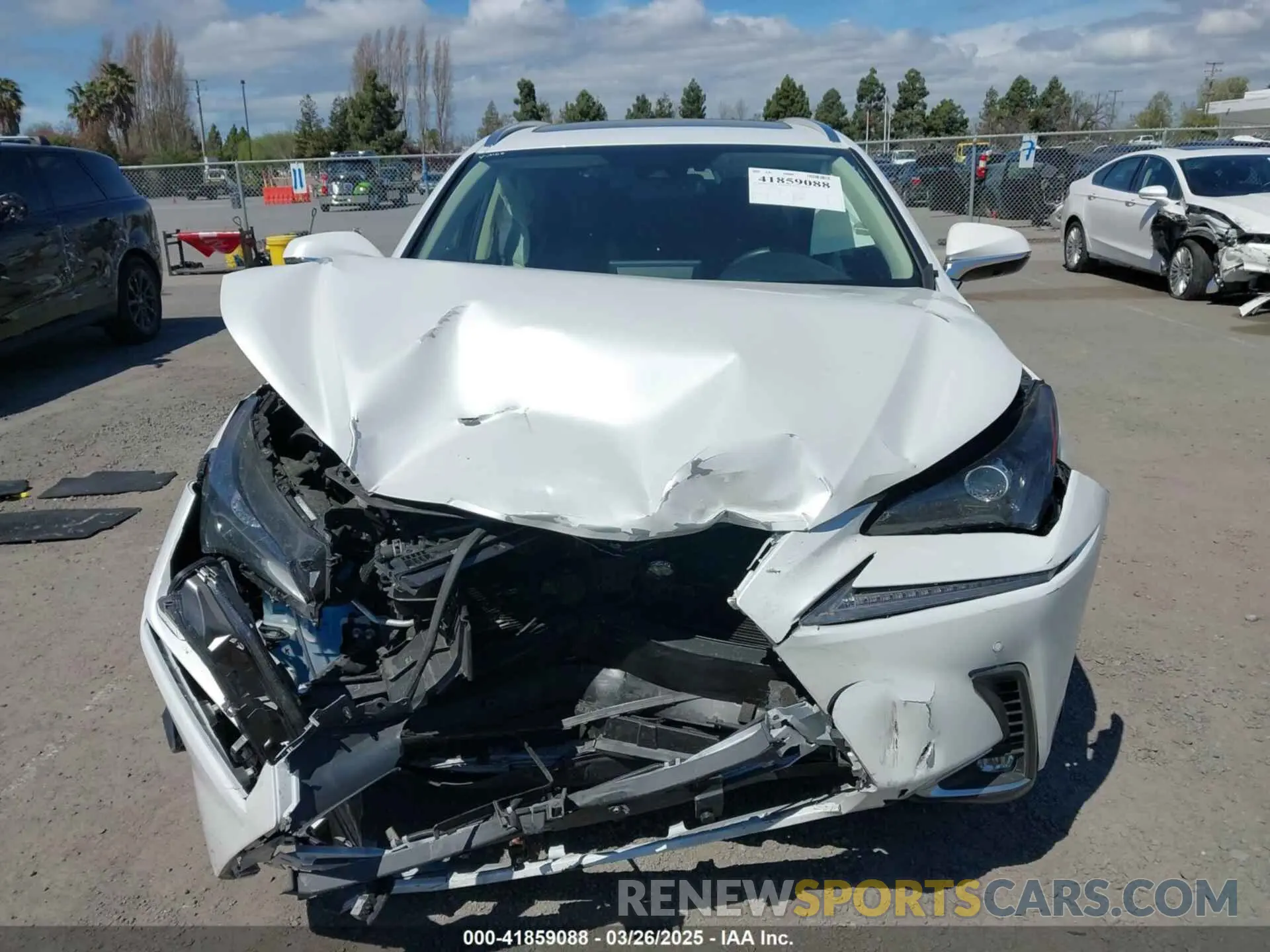 11 fotografías del automóvil dañado JTJGARDZ8M5024318 LEXUS NX 300 2021