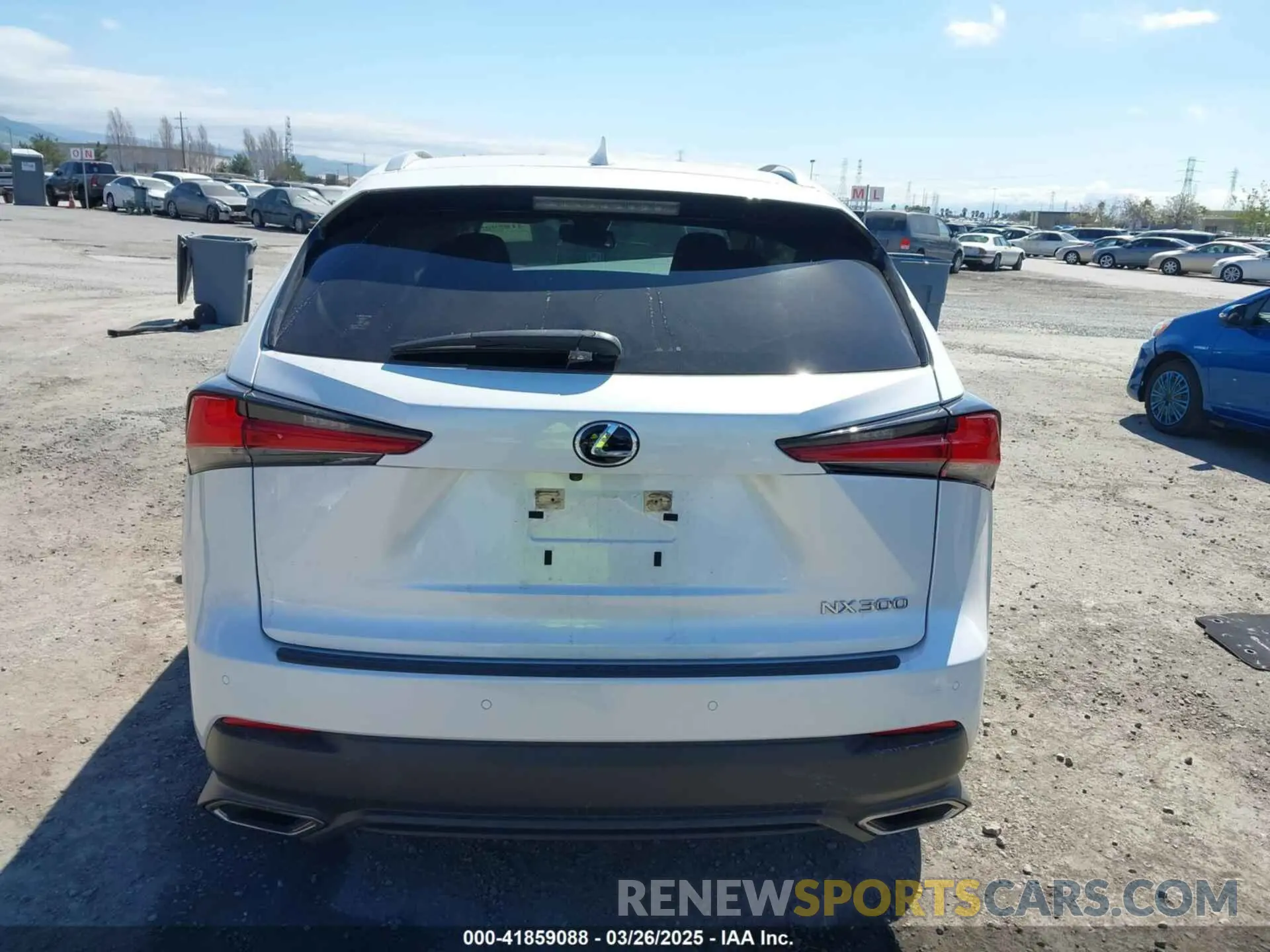15 fotografías del automóvil dañado JTJGARDZ8M5024318 LEXUS NX 300 2021