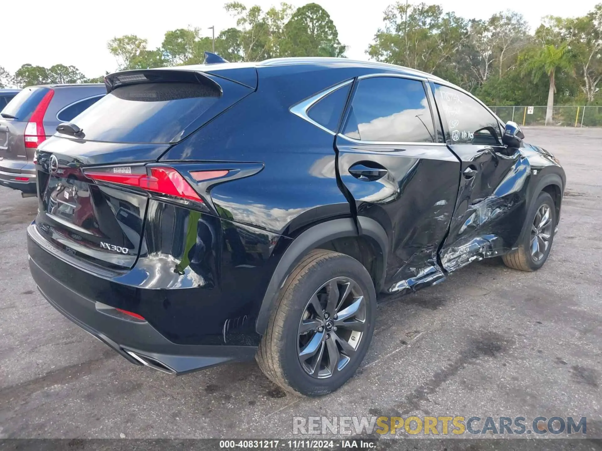 4 fotografías del automóvil dañado JTJSARBZ0M2178732 LEXUS NX 300 2021