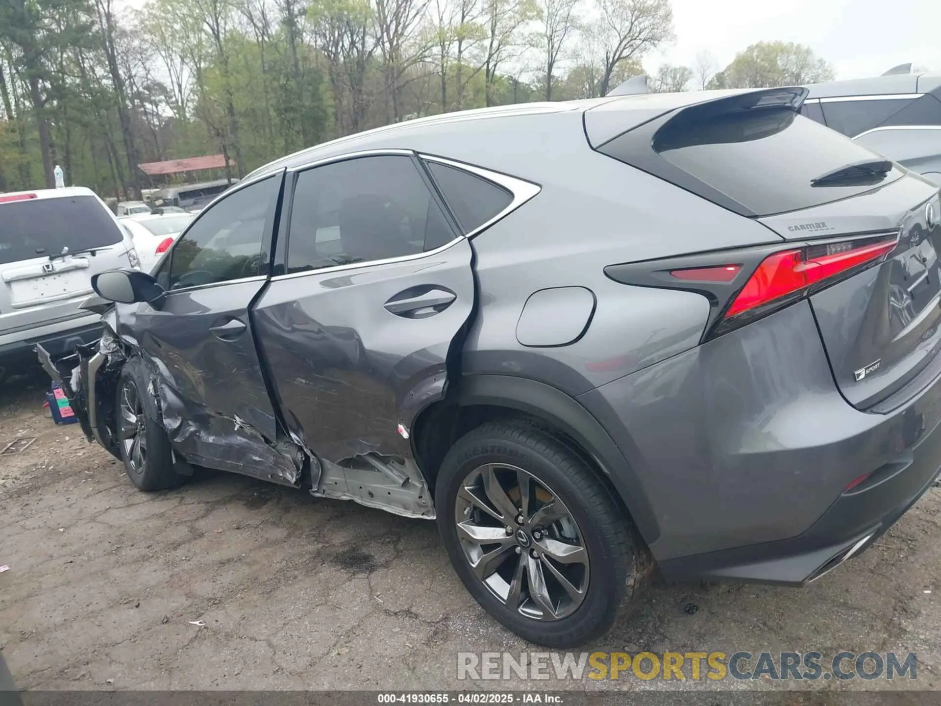 14 fotografías del automóvil dañado JTJSARBZ3M2192219 LEXUS NX 300 2021