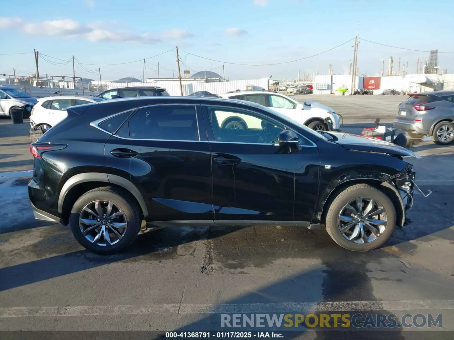 14 fotografías del automóvil dañado JTJSARBZ4M2179737 LEXUS NX 300 2021