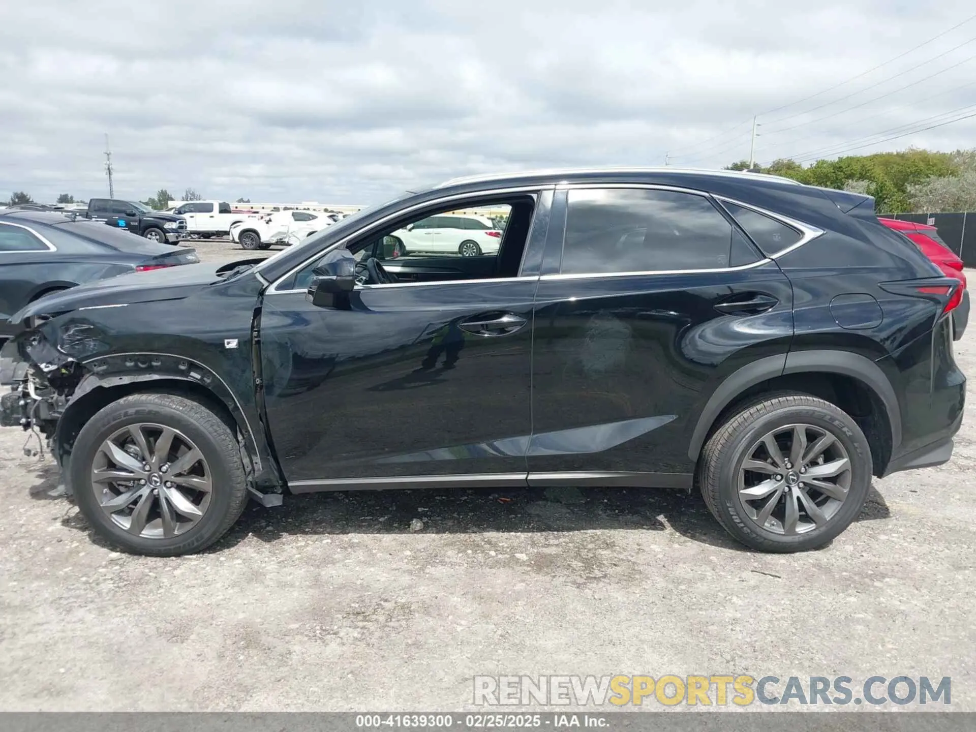 15 fotografías del automóvil dañado JTJSARBZ5M2179908 LEXUS NX 300 2021