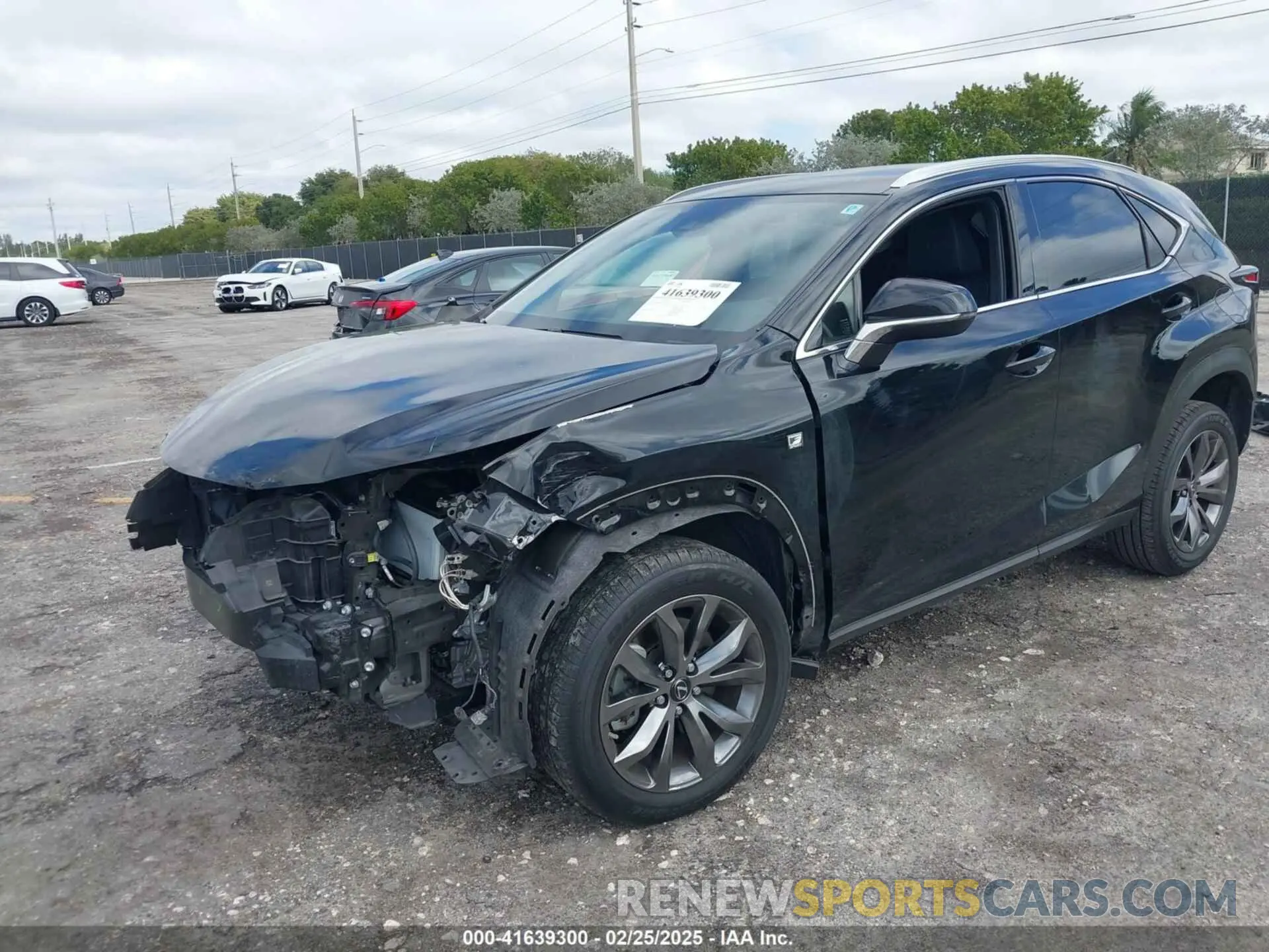 2 fotografías del automóvil dañado JTJSARBZ5M2179908 LEXUS NX 300 2021