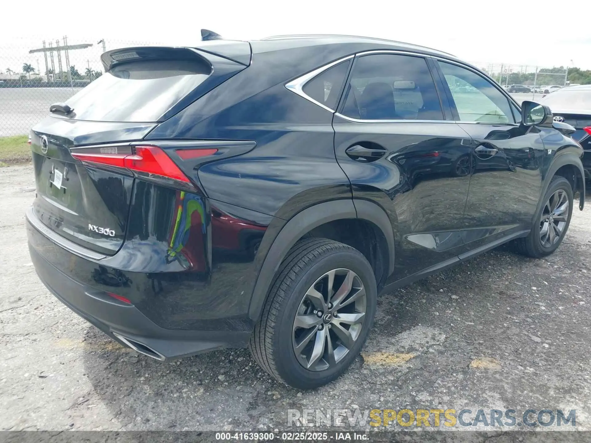 4 fotografías del automóvil dañado JTJSARBZ5M2179908 LEXUS NX 300 2021
