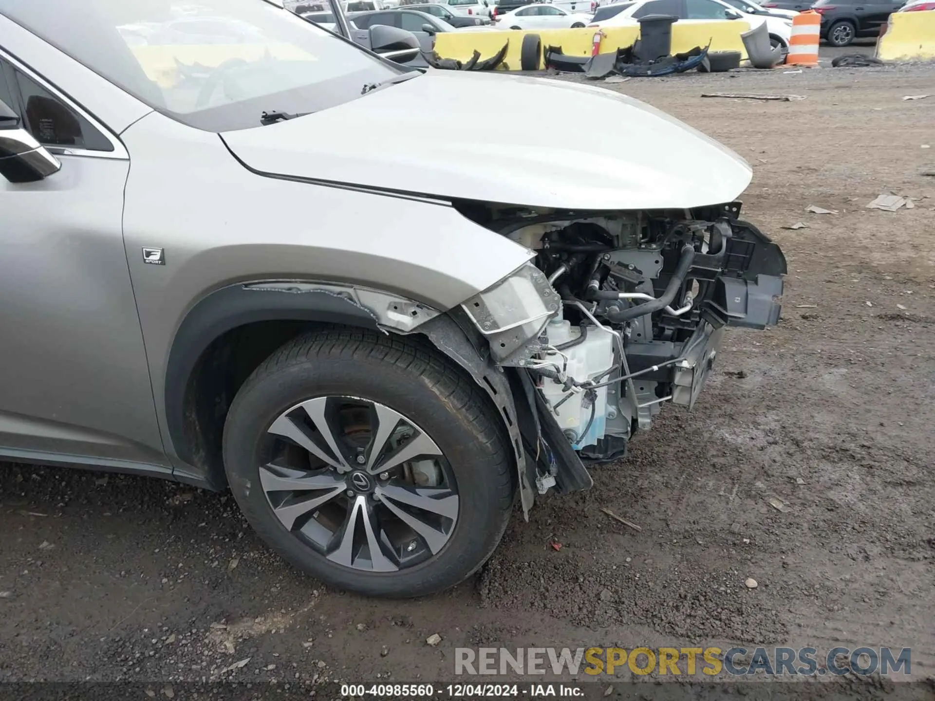 18 fotografías del automóvil dañado JTJSARDZ2M2255906 LEXUS NX 300 2021