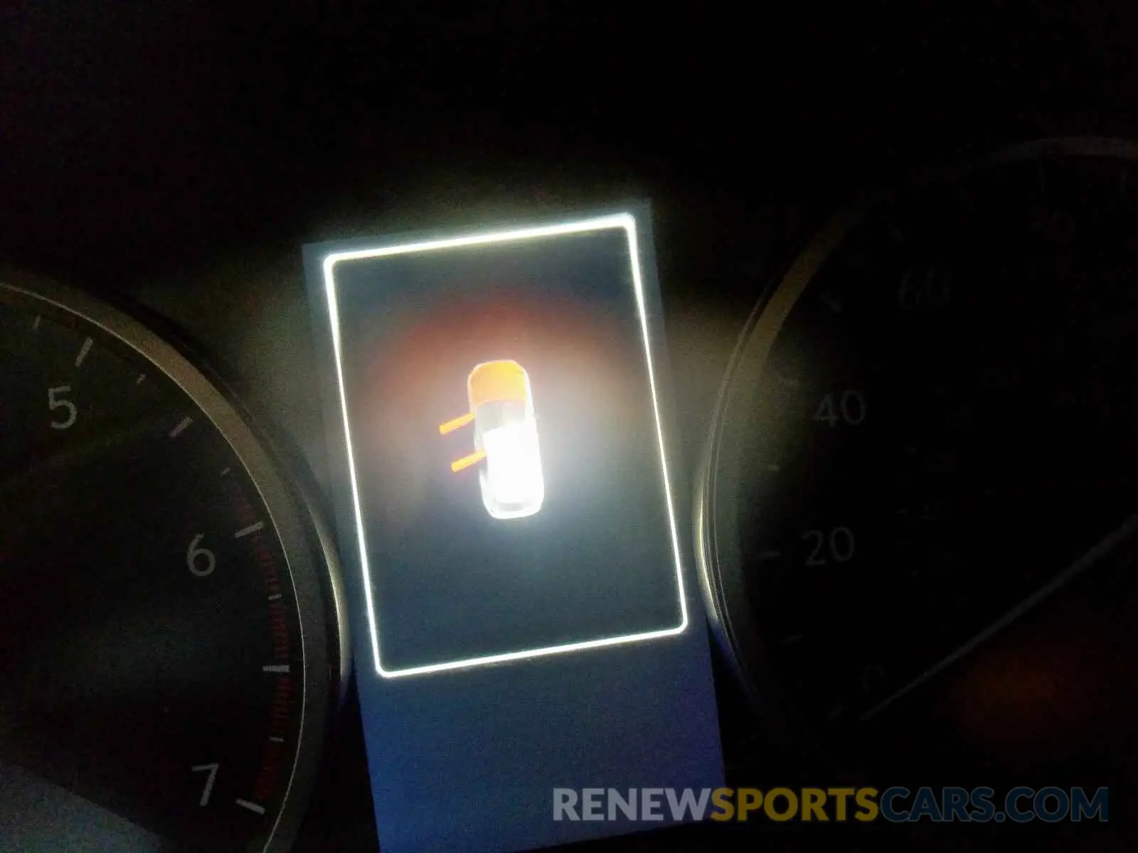 8 fotografías del automóvil dañado JTJYARBZ4K2121604 LEXUS NX 300 BAS 2019