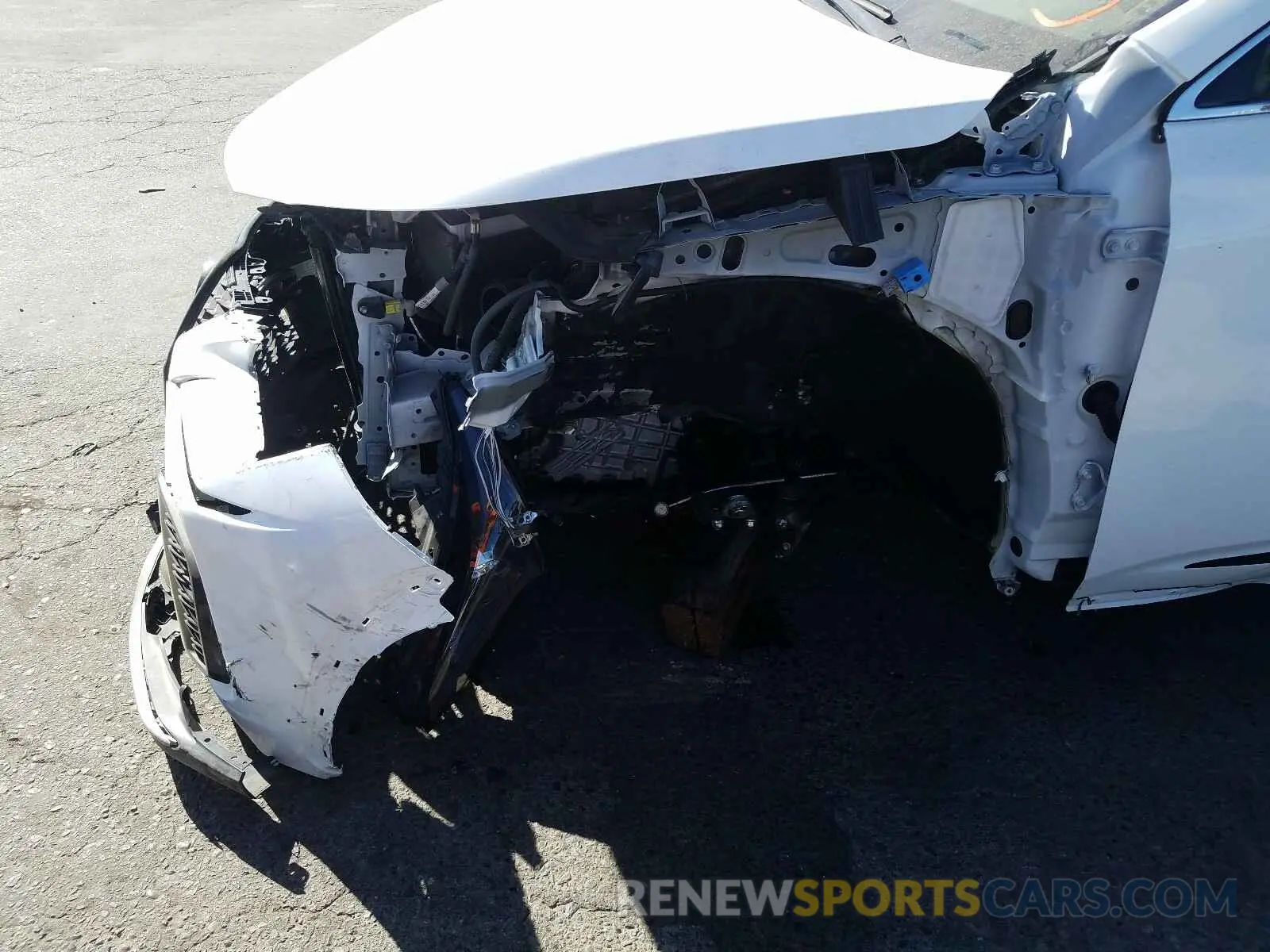 9 fotografías del automóvil dañado JTJYARBZ5K2148035 LEXUS NX 300 BAS 2019