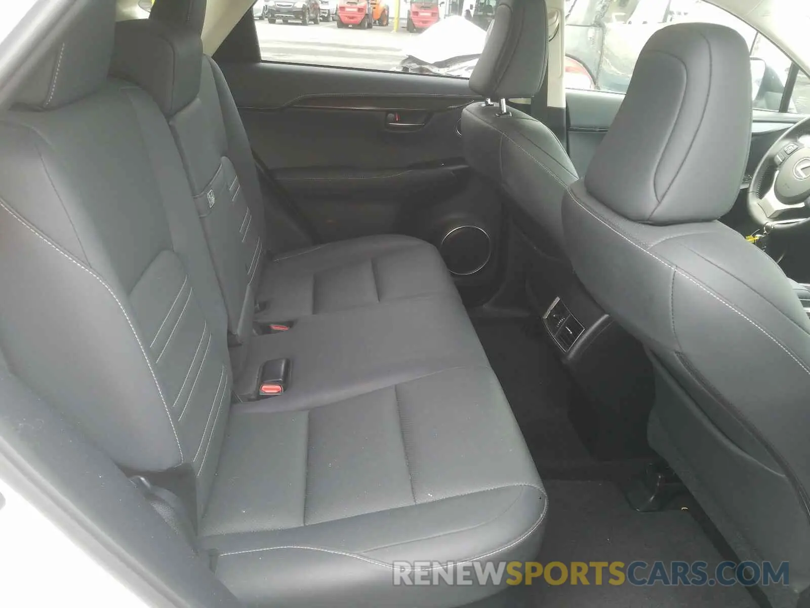 6 fotografías del automóvil dañado JTJYARBZ9K2148118 LEXUS NX 300 BAS 2019