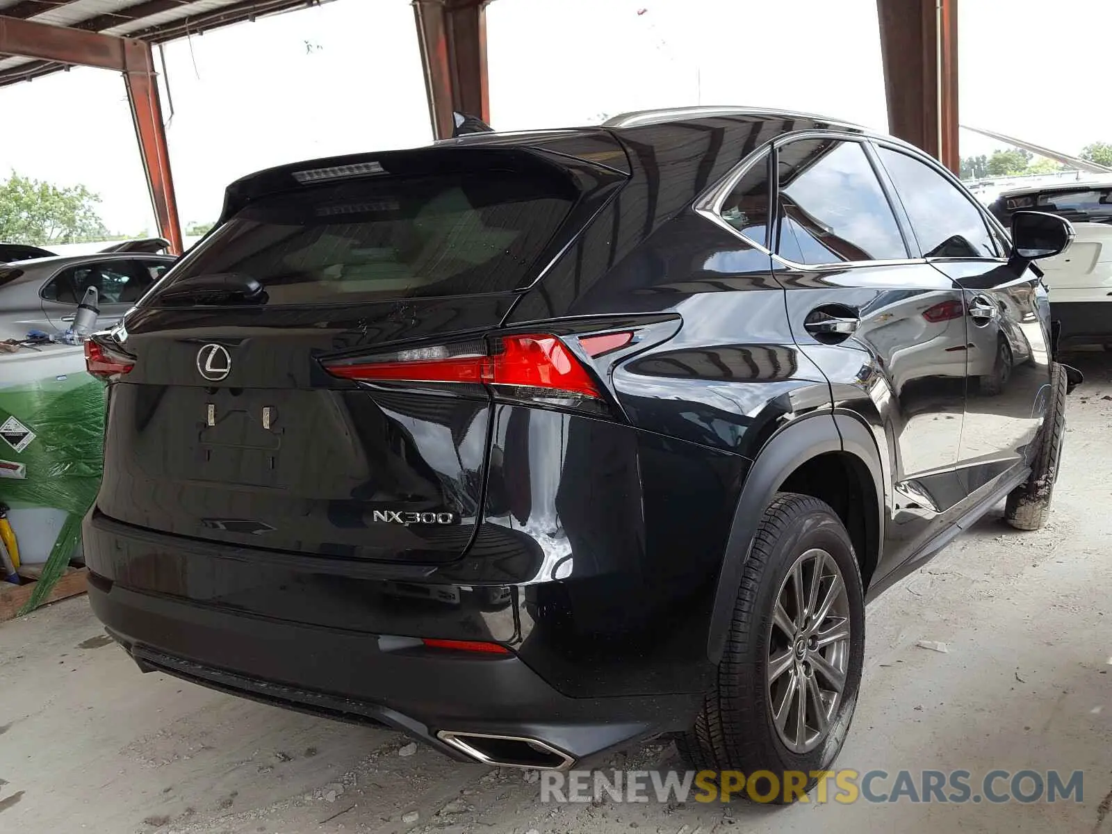4 fotografías del automóvil dañado JTJAARBZ9L2166136 LEXUS NX 300 BAS 2020