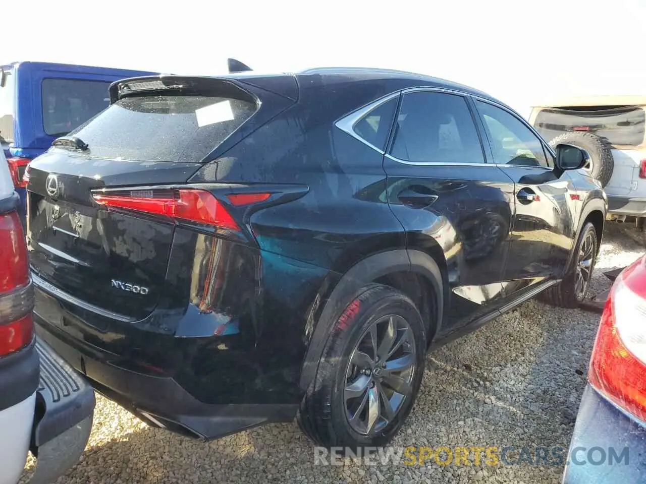 3 fotografías del automóvil dañado JTJJARBZ4L2172183 LEXUS NX 300 F S 2020