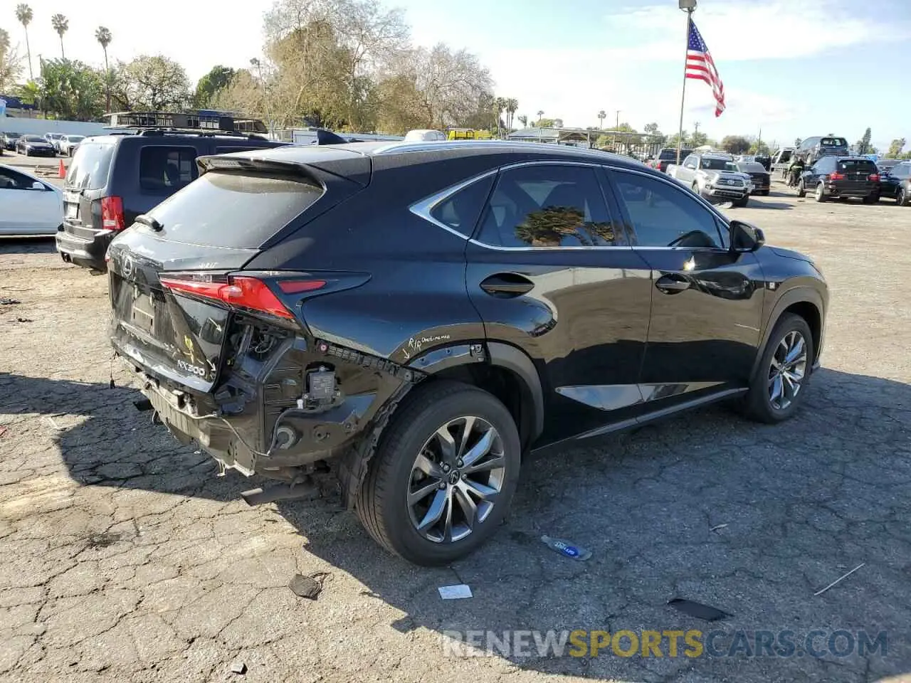 3 fotografías del automóvil dañado JTJSARBZ1L2169584 LEXUS NX 300 F S 2020