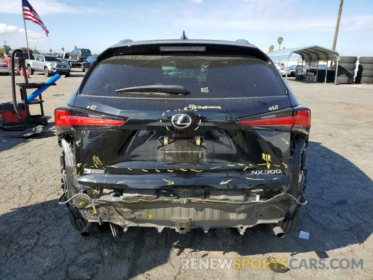 6 fotografías del automóvil dañado JTJSARBZ1L2169584 LEXUS NX 300 F S 2020
