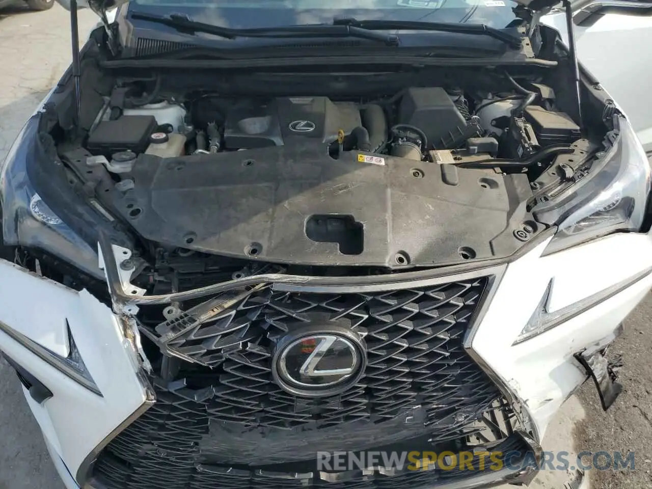12 fotografías del automóvil dañado JTJSARDZ1L2235368 LEXUS NX 300 F S 2020