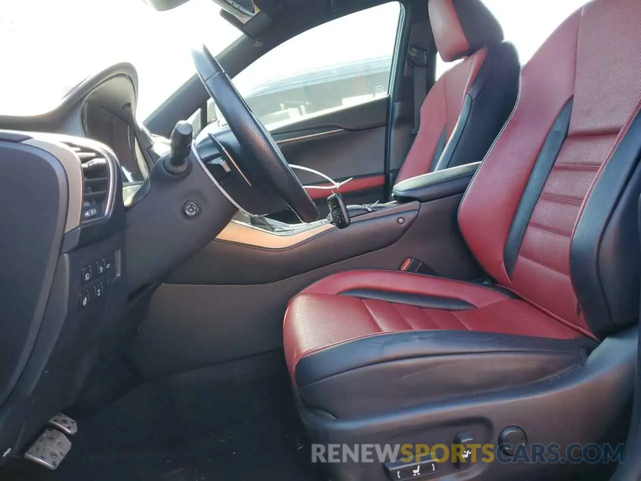7 fotografías del automóvil dañado JTJSARDZ2L2223679 LEXUS NX 300 F S 2020