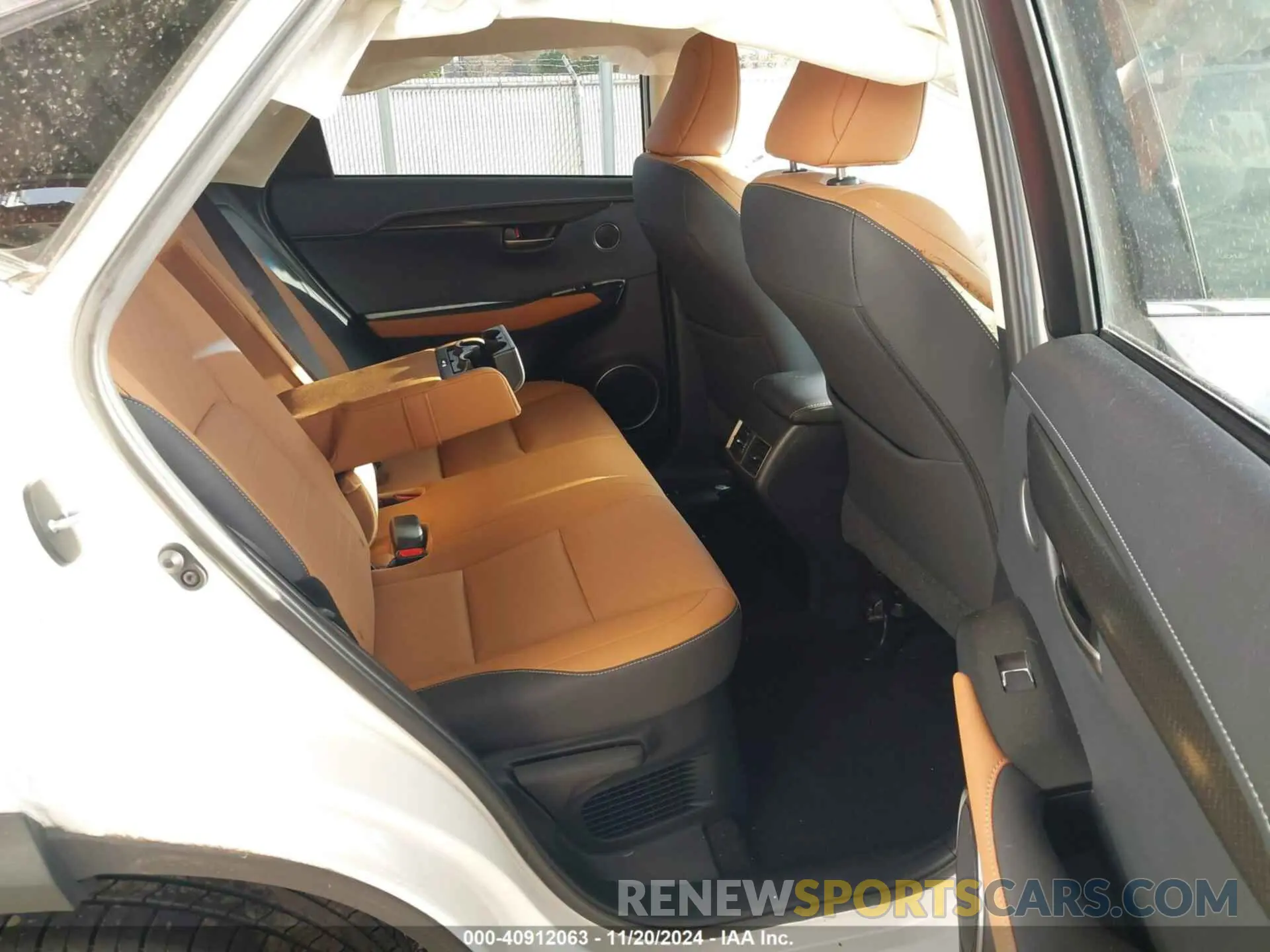 8 fotografías del automóvil dañado JTJBJRBZ0K2125641 LEXUS NX 300H 2019