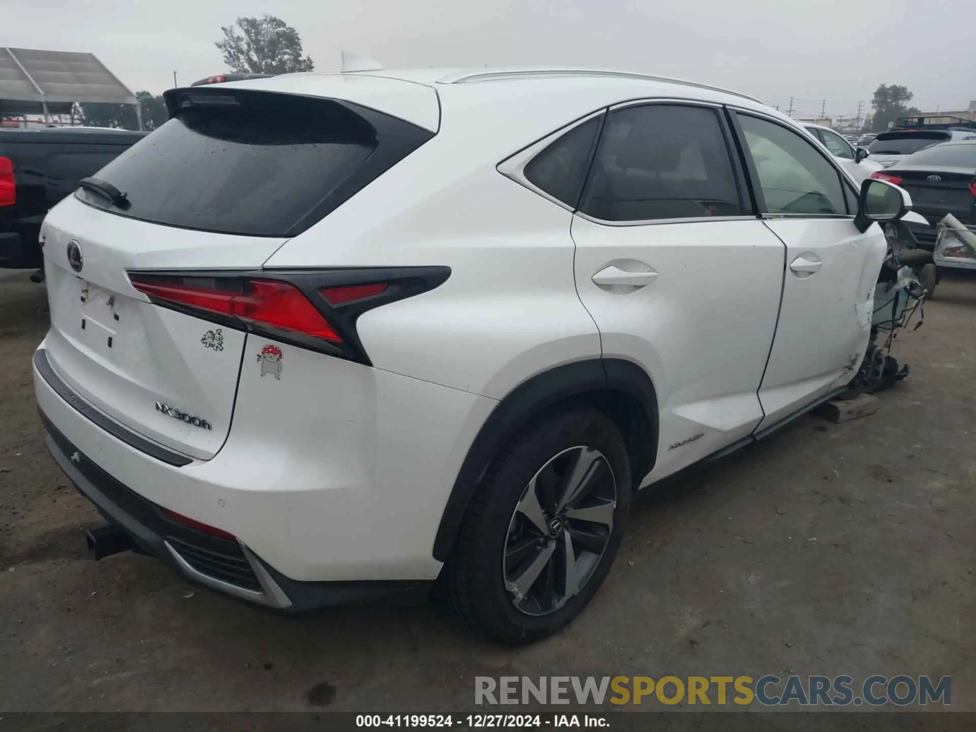 4 fotografías del automóvil dañado JTJBJRBZ2K2105844 LEXUS NX 300H 2019