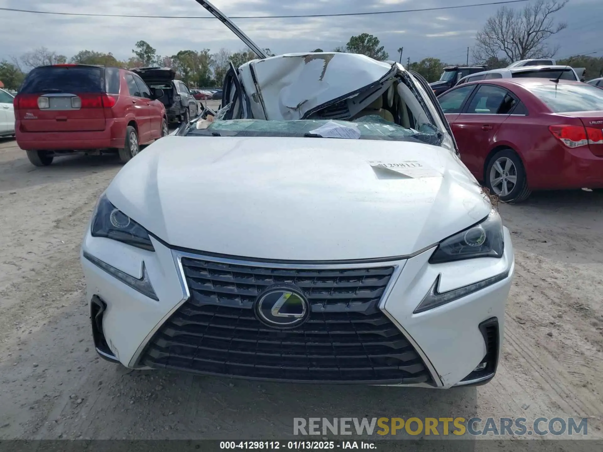 11 fotografías del automóvil dañado JTJBJRBZ3K2100815 LEXUS NX 300H 2019