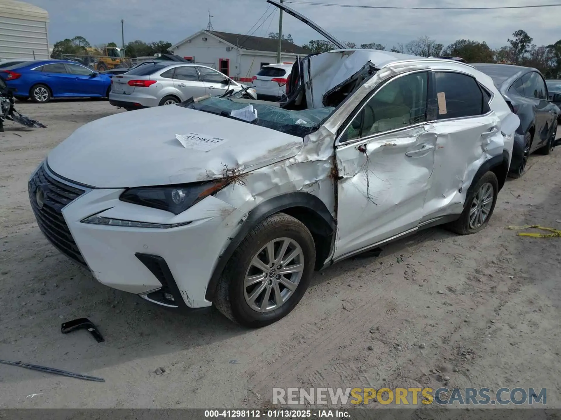 2 fotografías del automóvil dañado JTJBJRBZ3K2100815 LEXUS NX 300H 2019