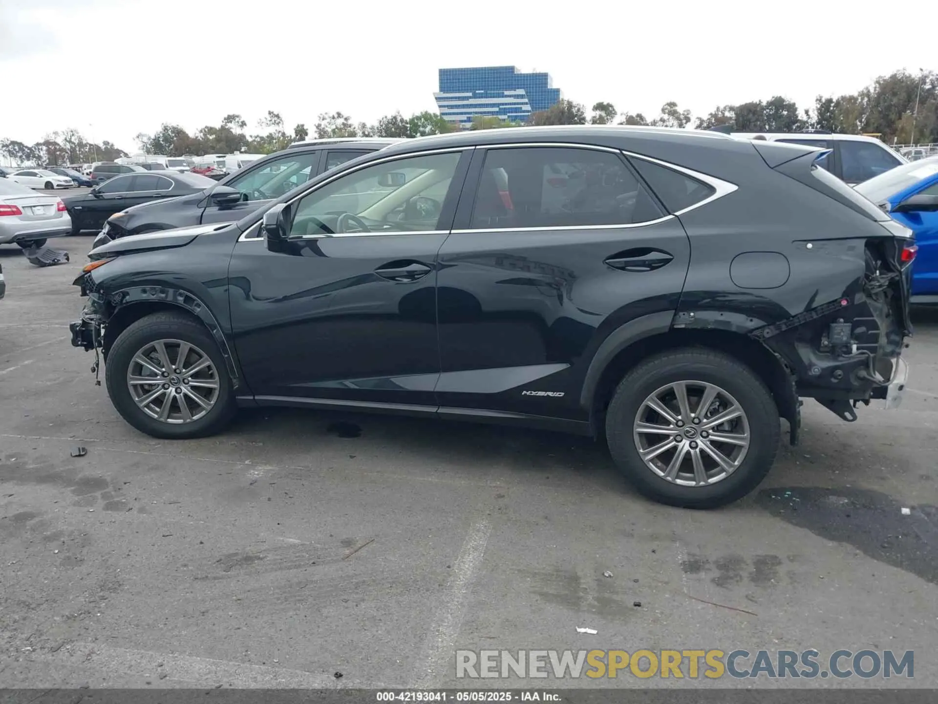15 fotografías del automóvil dañado JTJDJRDZ6L2133315 LEXUS NX 300H 2020