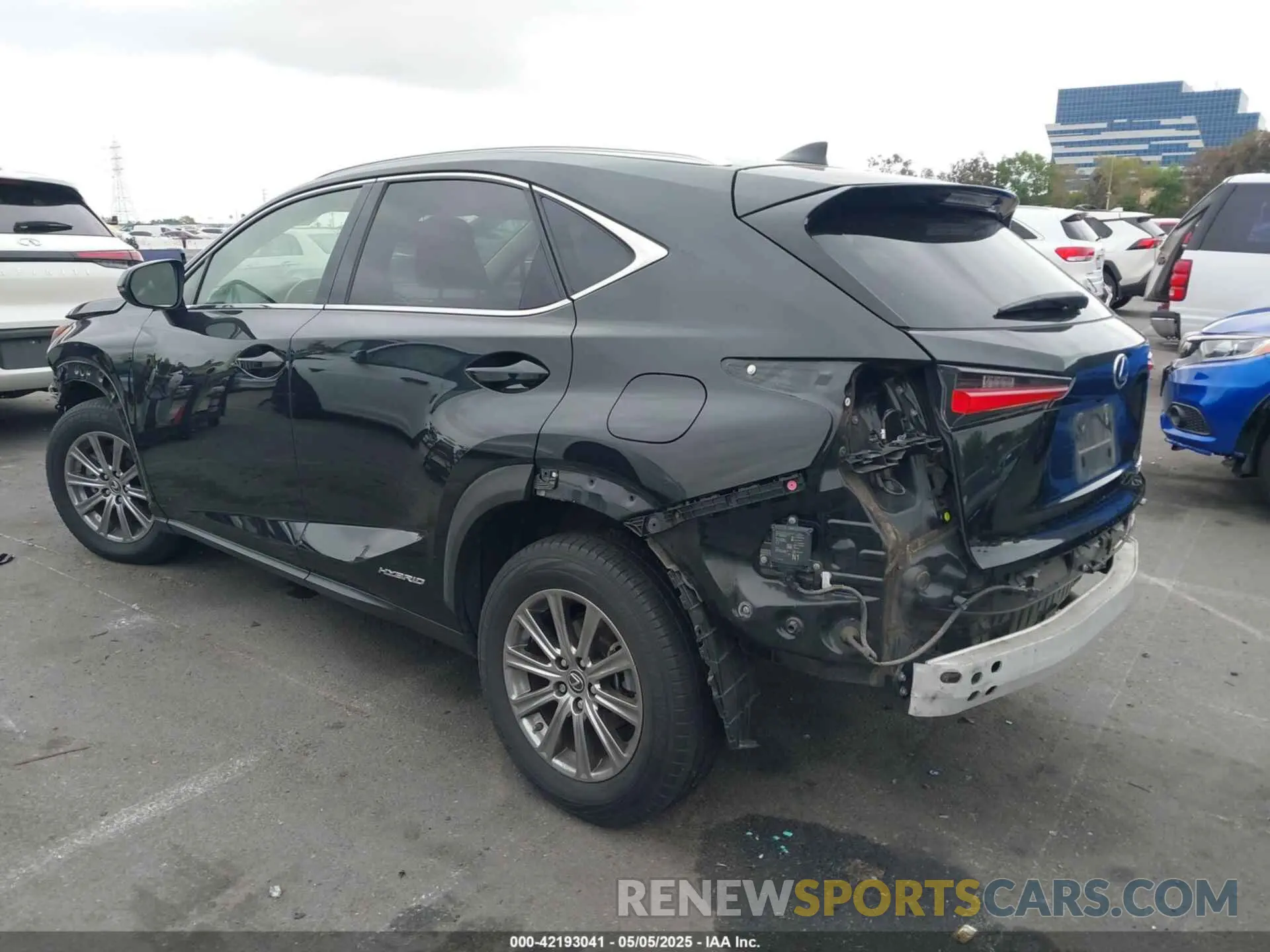 3 fotografías del automóvil dañado JTJDJRDZ6L2133315 LEXUS NX 300H 2020