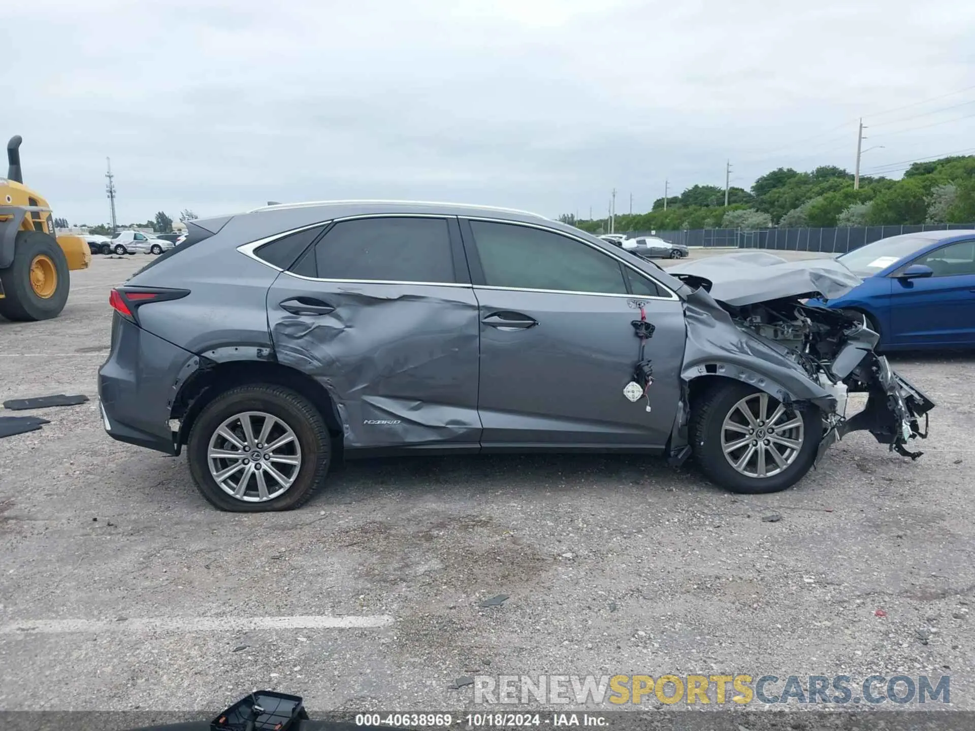 13 fotografías del automóvil dañado JTJDJRDZXL2145340 LEXUS NX 300H 2020