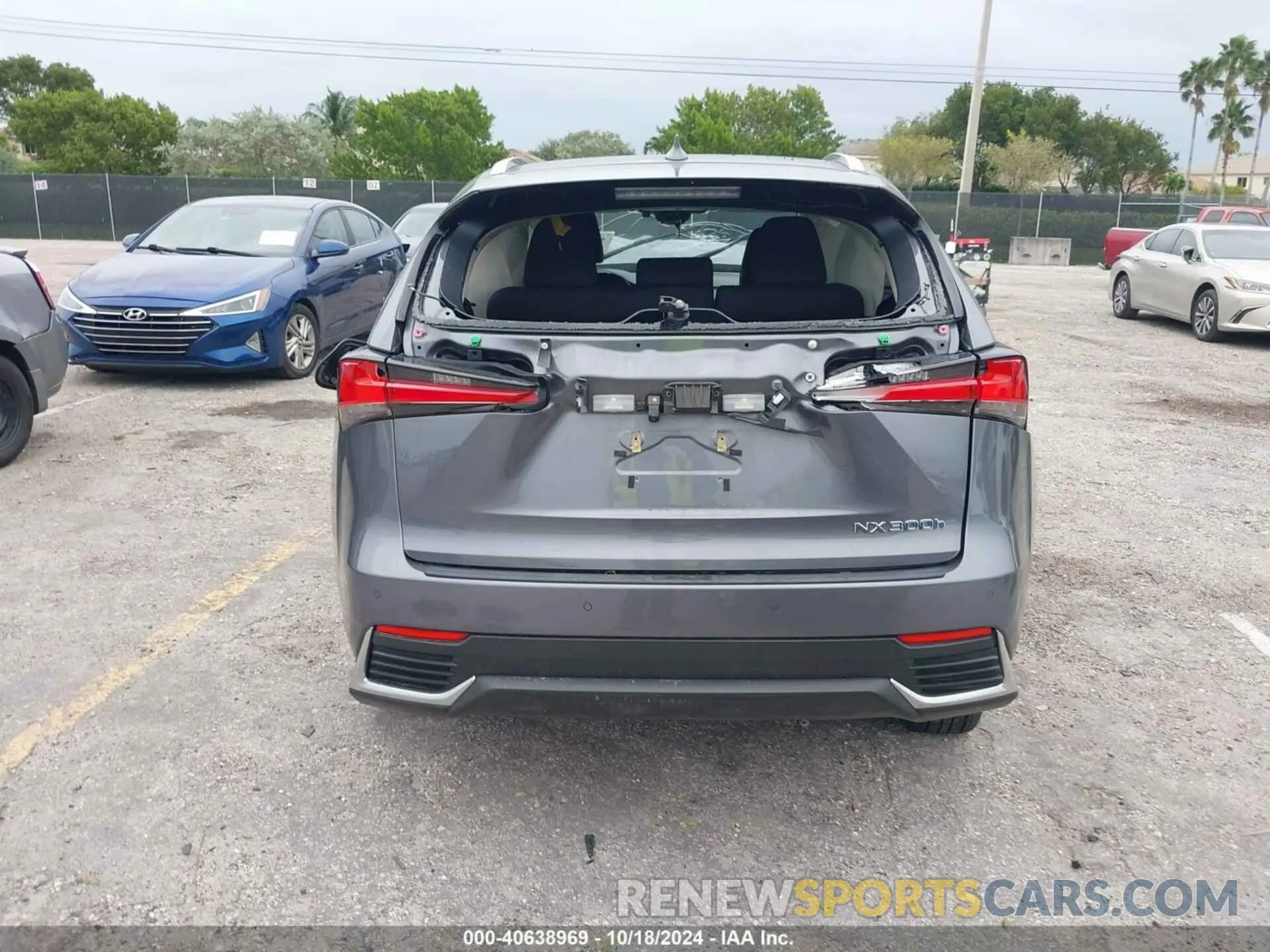 16 fotografías del automóvil dañado JTJDJRDZXL2145340 LEXUS NX 300H 2020