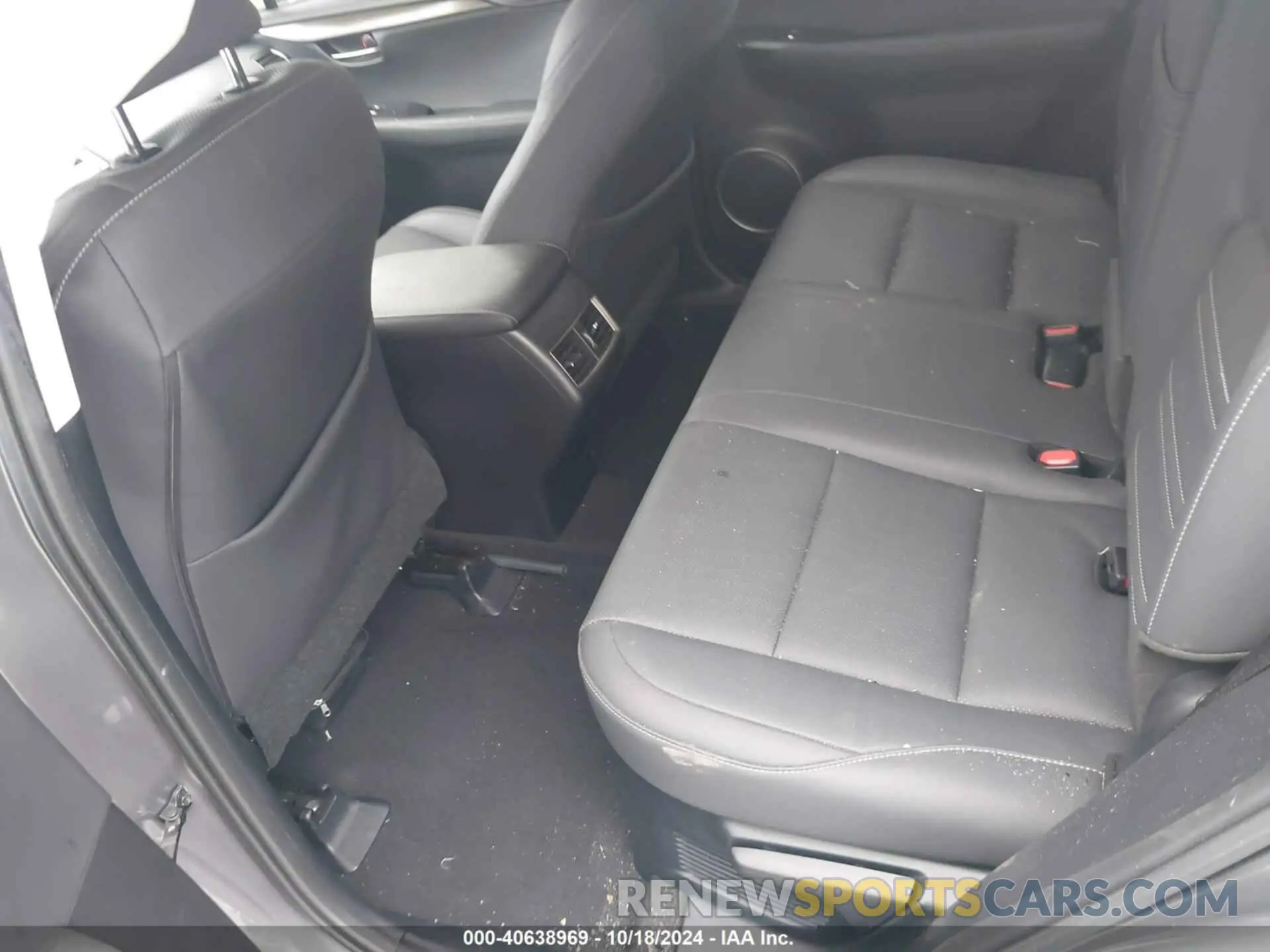 8 fotografías del automóvil dañado JTJDJRDZXL2145340 LEXUS NX 300H 2020