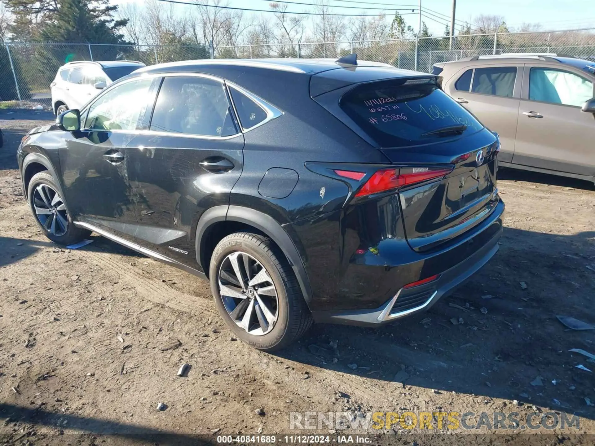 3 fotografías del automóvil dañado JTJGJRDZ3L2143992 LEXUS NX 300H 2020