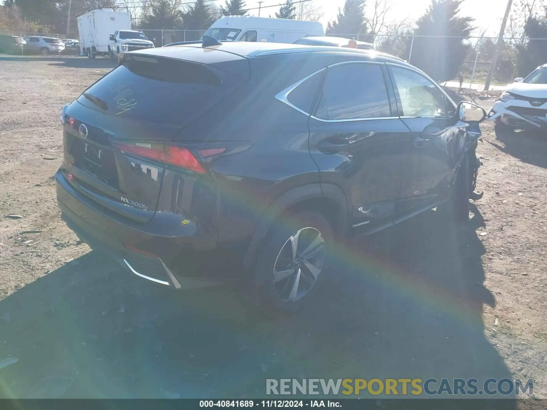 4 fotografías del automóvil dañado JTJGJRDZ3L2143992 LEXUS NX 300H 2020