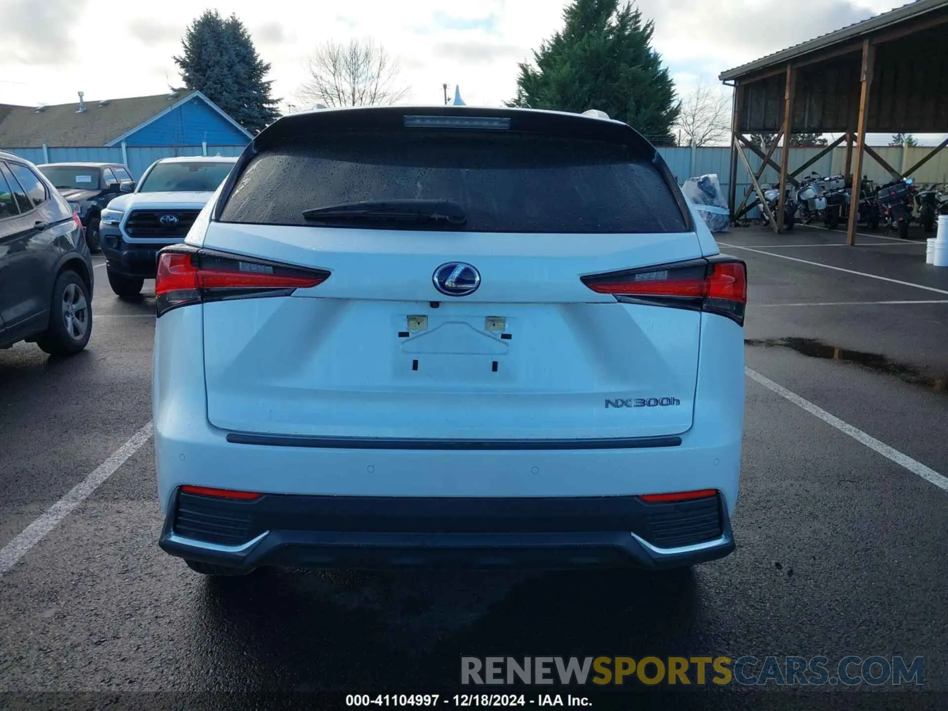 17 fotografías del automóvil dañado JTJGJRDZXL5002870 LEXUS NX 300H 2020