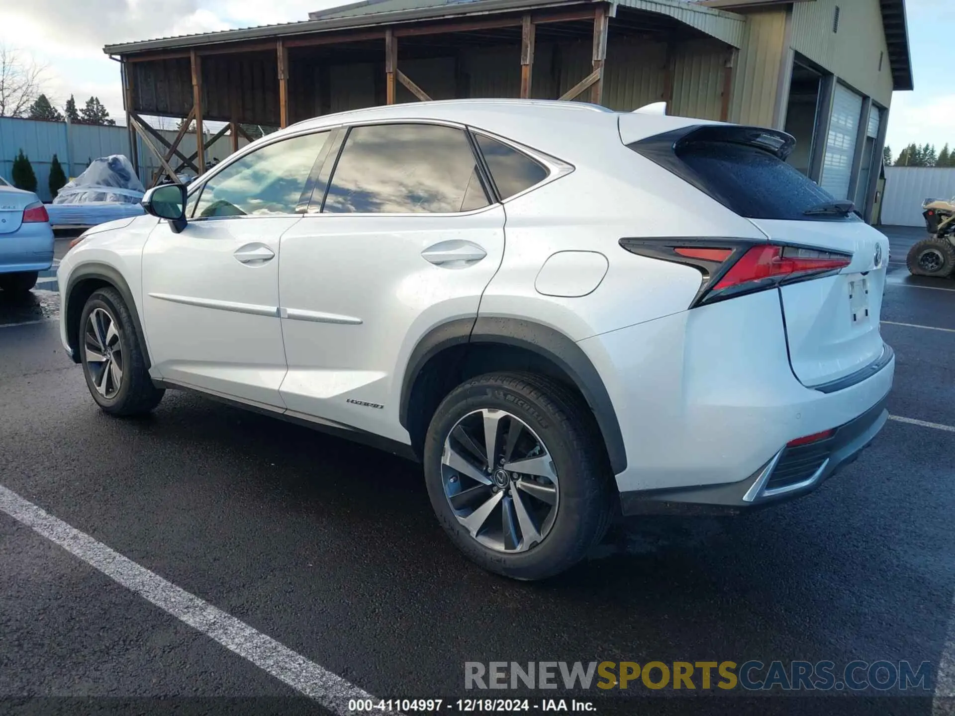 3 fotografías del automóvil dañado JTJGJRDZXL5002870 LEXUS NX 300H 2020