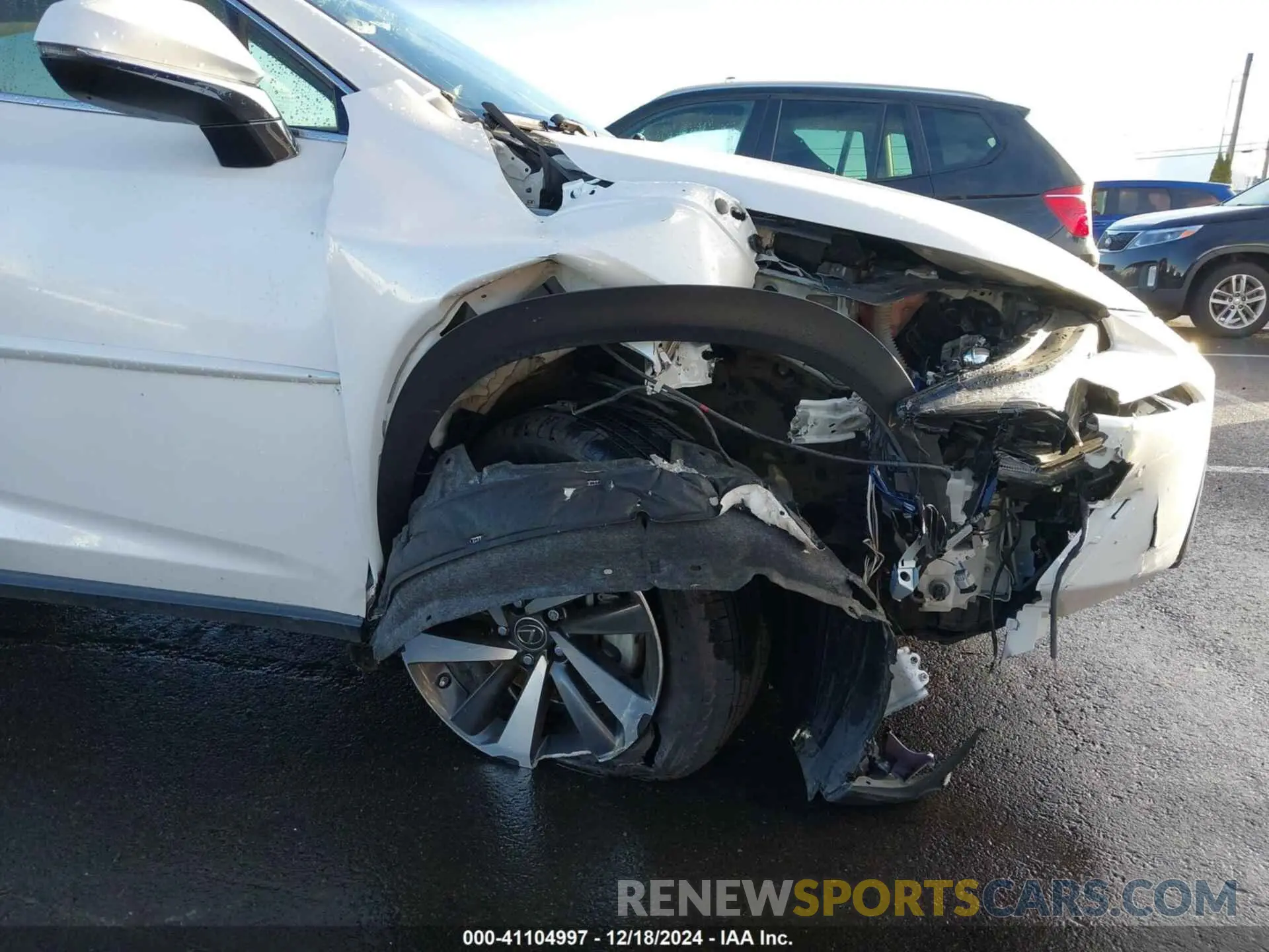 6 fotografías del automóvil dañado JTJGJRDZXL5002870 LEXUS NX 300H 2020