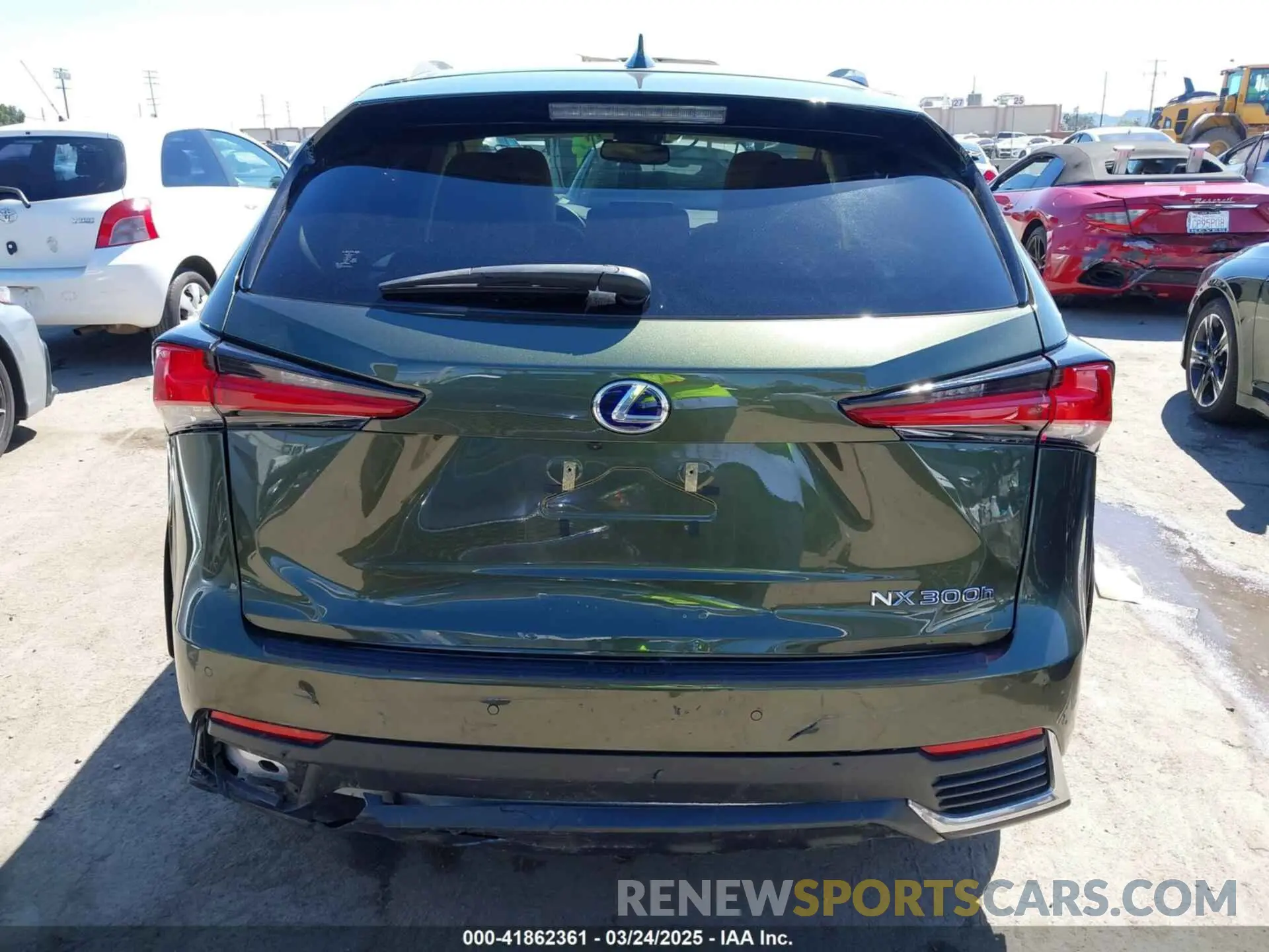 17 fotografías del automóvil dañado JTJDJRDZ9M2166973 LEXUS NX 300H 2021