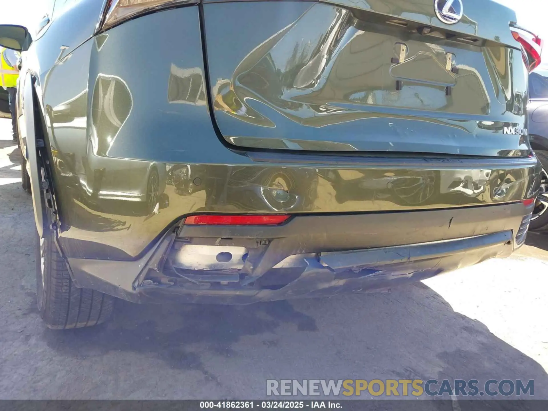 21 fotografías del automóvil dañado JTJDJRDZ9M2166973 LEXUS NX 300H 2021