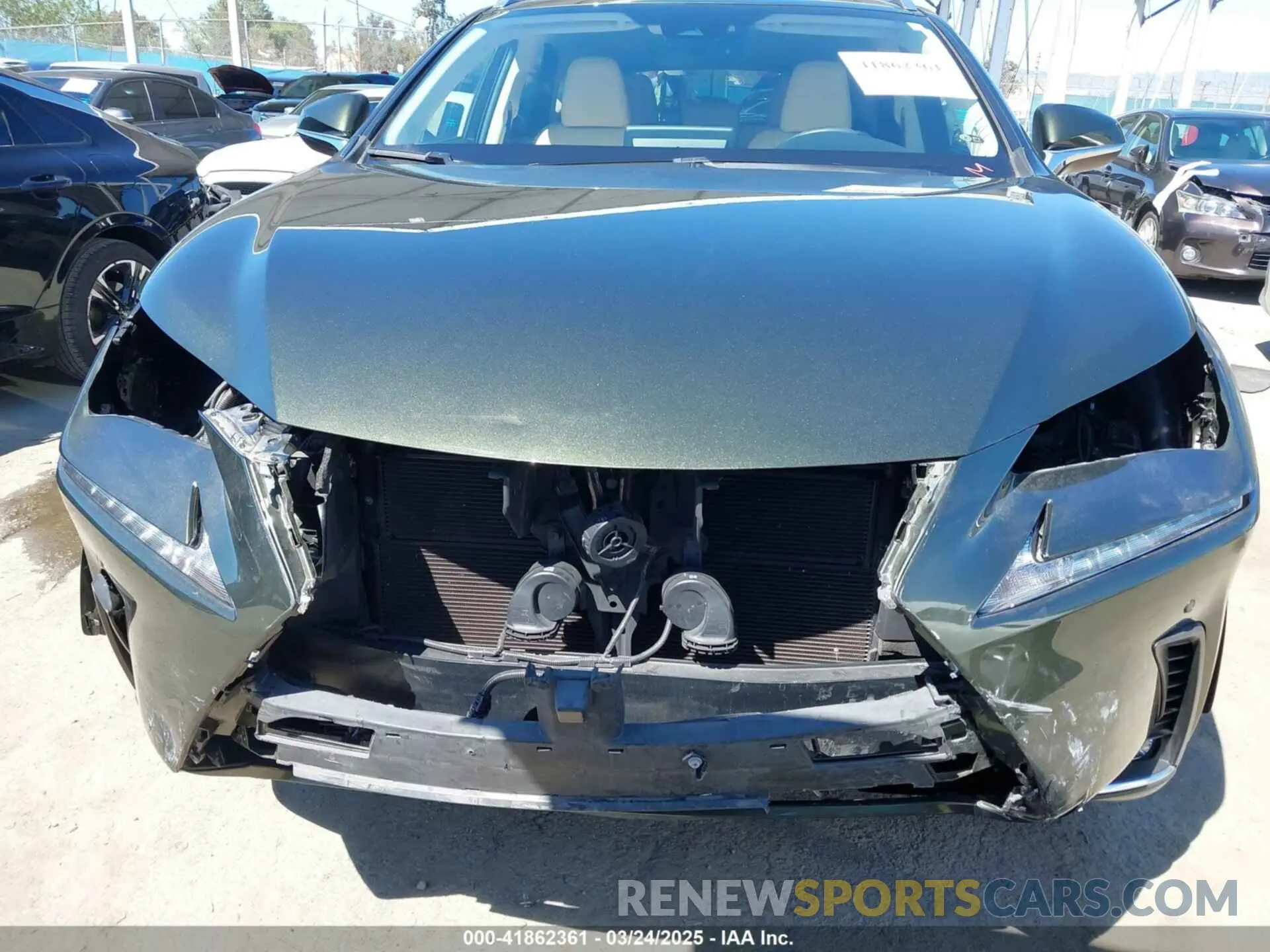 6 fotografías del automóvil dañado JTJDJRDZ9M2166973 LEXUS NX 300H 2021