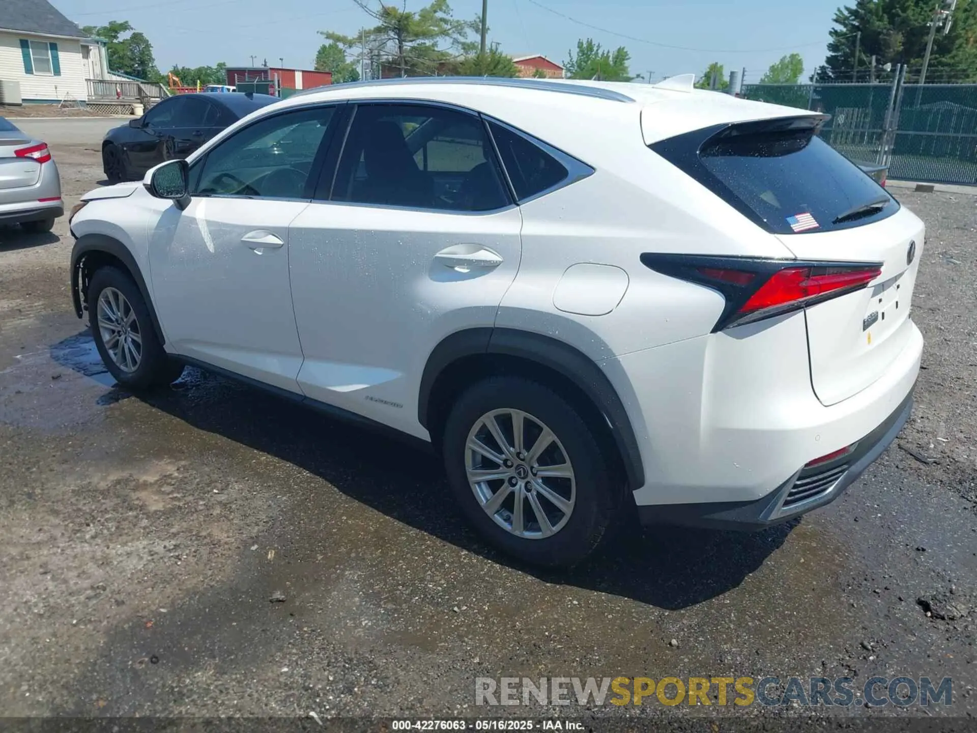 3 fotografías del automóvil dañado JTJDJRDZXM2167453 LEXUS NX 300H 2021
