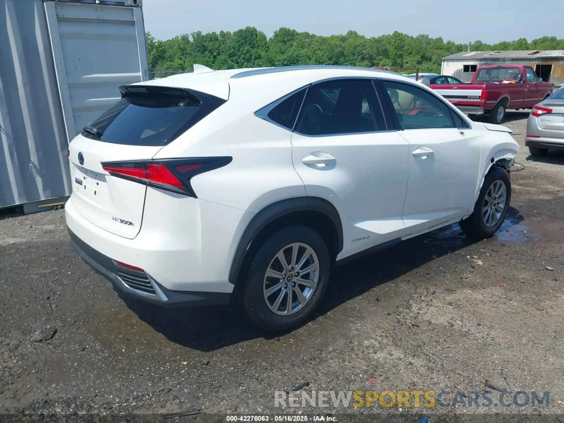 4 fotografías del automóvil dañado JTJDJRDZXM2167453 LEXUS NX 300H 2021