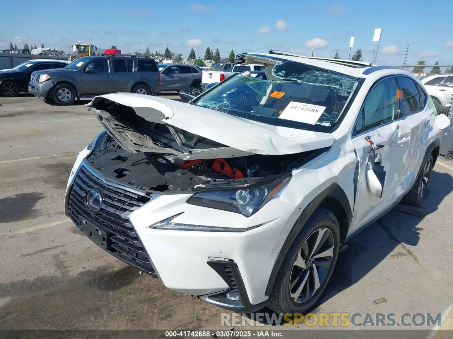 6 fotografías del automóvil dañado JTJGJRDZ3M2166674 LEXUS NX 300H 2021