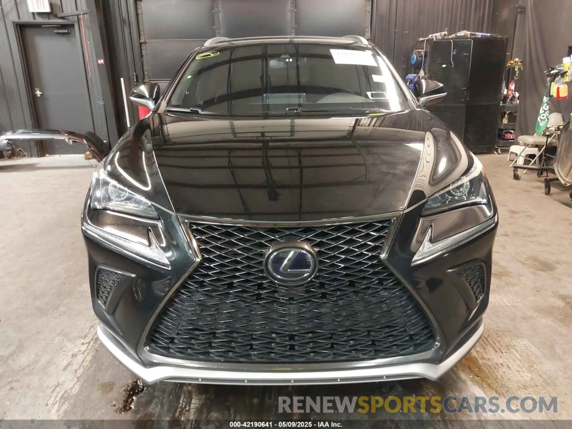 13 fotografías del automóvil dañado JTJSJRDZ0M2149793 LEXUS NX 300H 2021