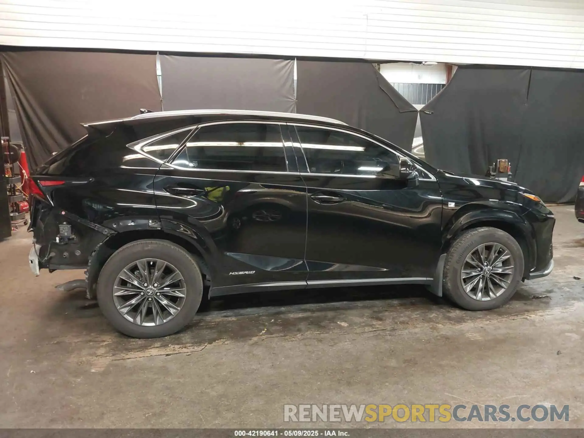 14 fotografías del automóvil dañado JTJSJRDZ0M2149793 LEXUS NX 300H 2021