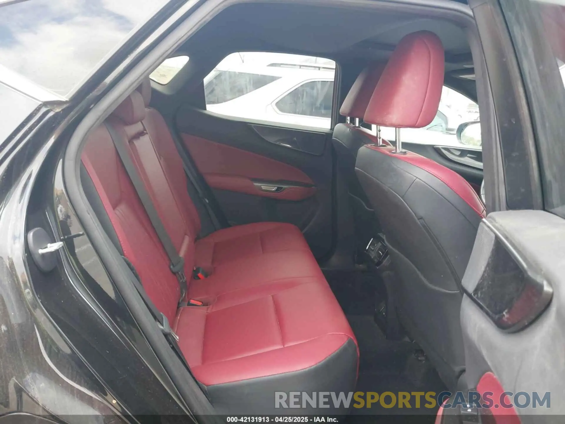 8 fotografías del automóvil dañado 2T2AGCEZ7NC013748 LEXUS NX 350 2022
