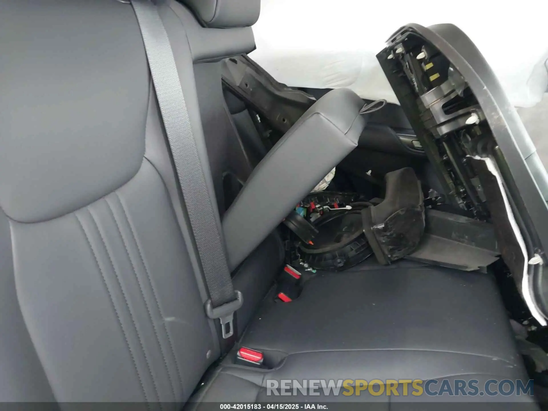 8 fotografías del automóvil dañado 2T2AGCEZ9NC014240 LEXUS NX 350 2022