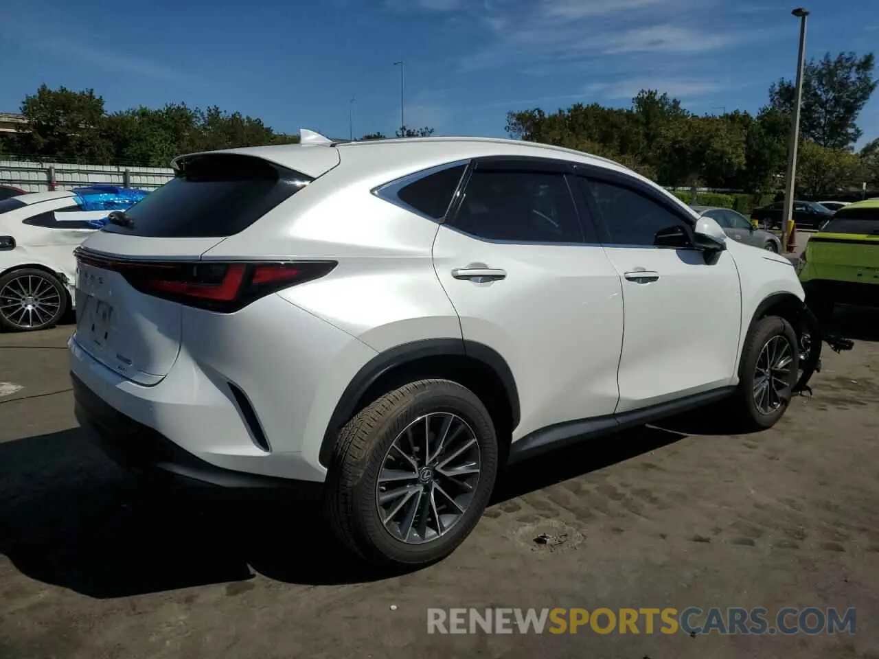 3 fotografías del automóvil dañado 2T2GGCEZ2NC005342 LEXUS NX 350 2022