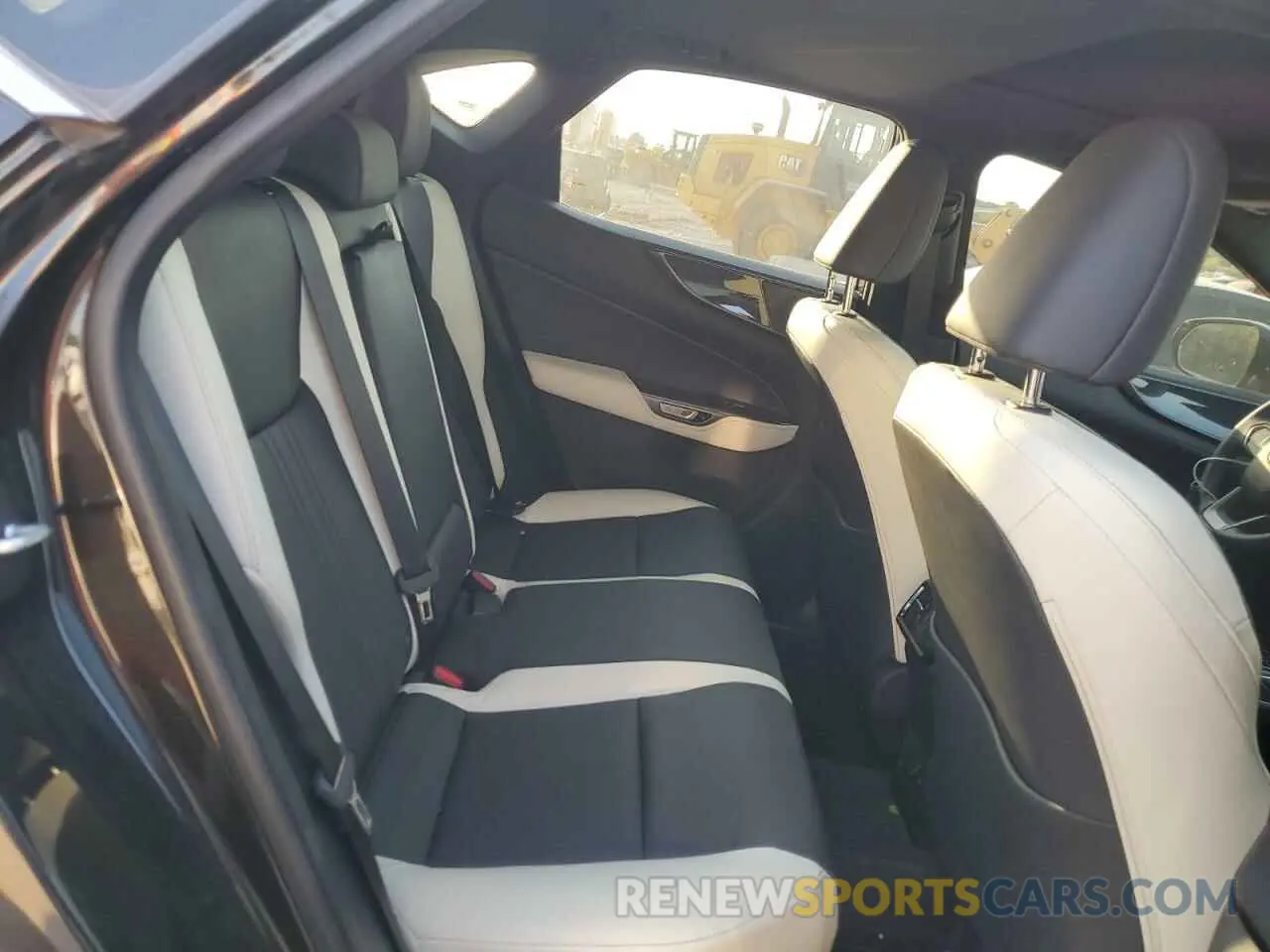 11 fotografías del automóvil dañado 2T2GGCEZ3NC009254 LEXUS NX 350 2022