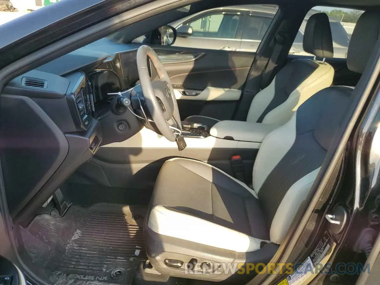 7 fotografías del automóvil dañado 2T2GGCEZ3NC009254 LEXUS NX 350 2022