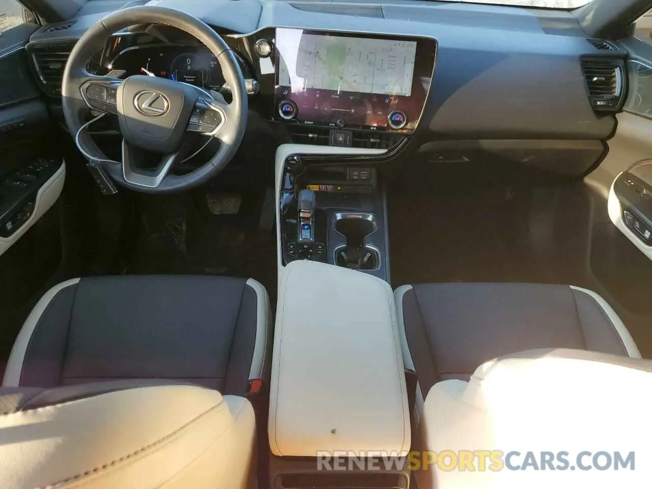 8 fotografías del automóvil dañado 2T2GGCEZ3NC009254 LEXUS NX 350 2022